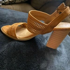 Women's Tan Block Heel Sandals